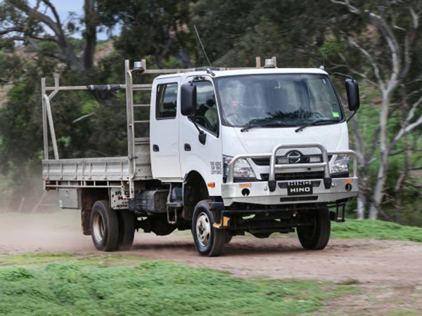 New Hino 300 4x4