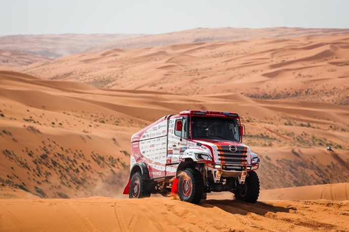 Hino Team Sugawara hit the sands of the 2025 Dakar Rally