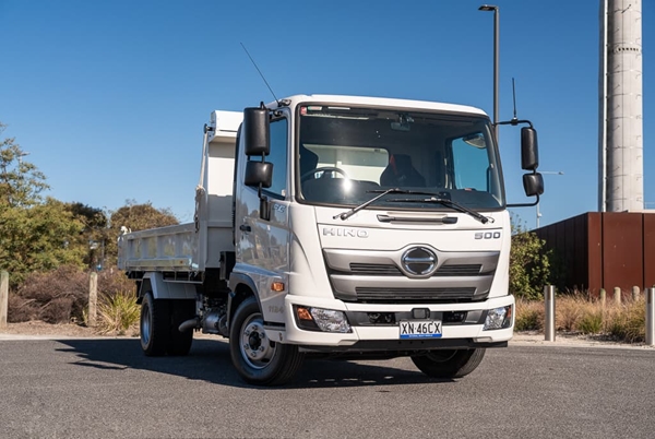 Hino 500 Series FC 1124 Tipper: Review